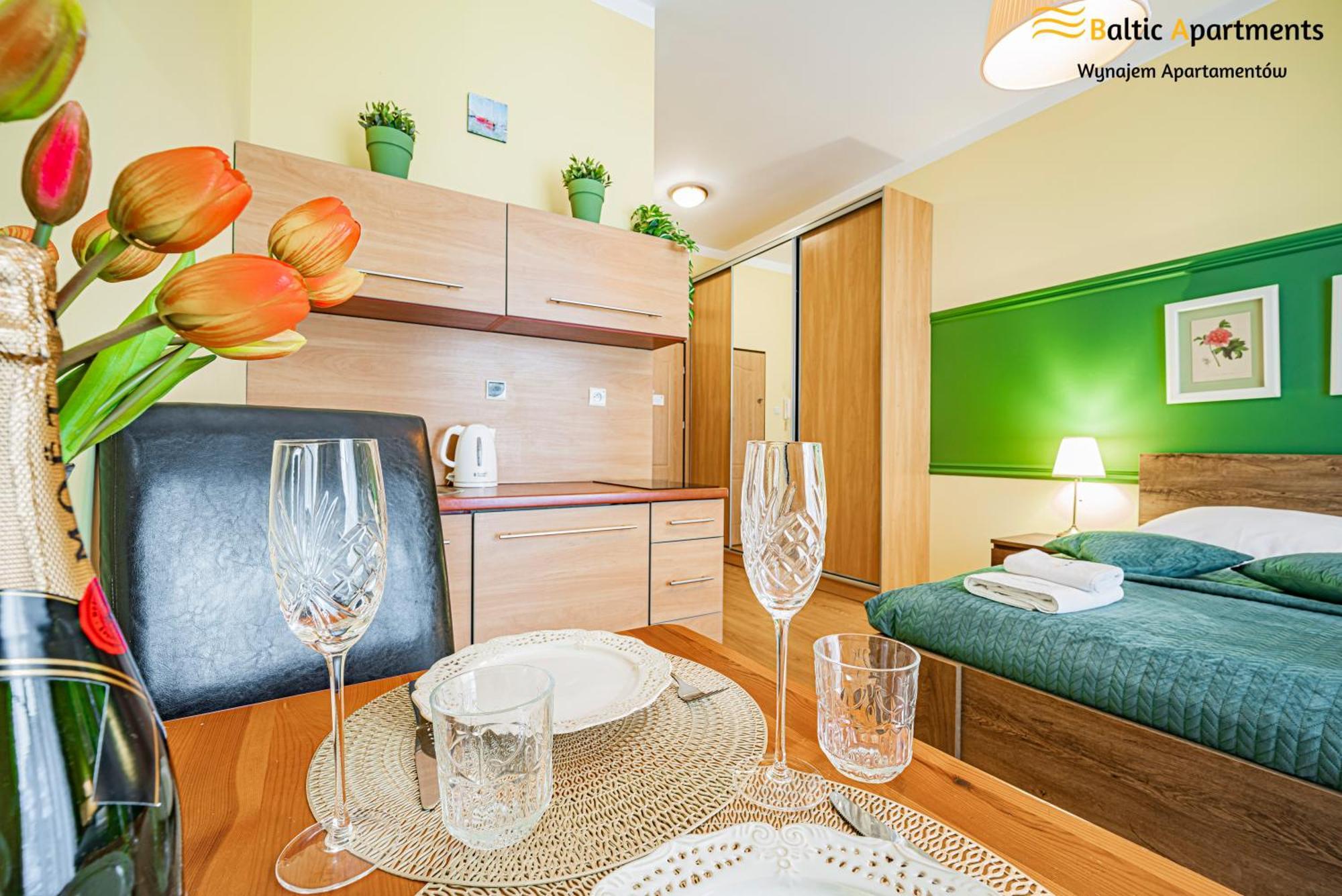 Baltic Apartments - Apartamenty Korony Piastow Свіноуйсьце Екстер'єр фото